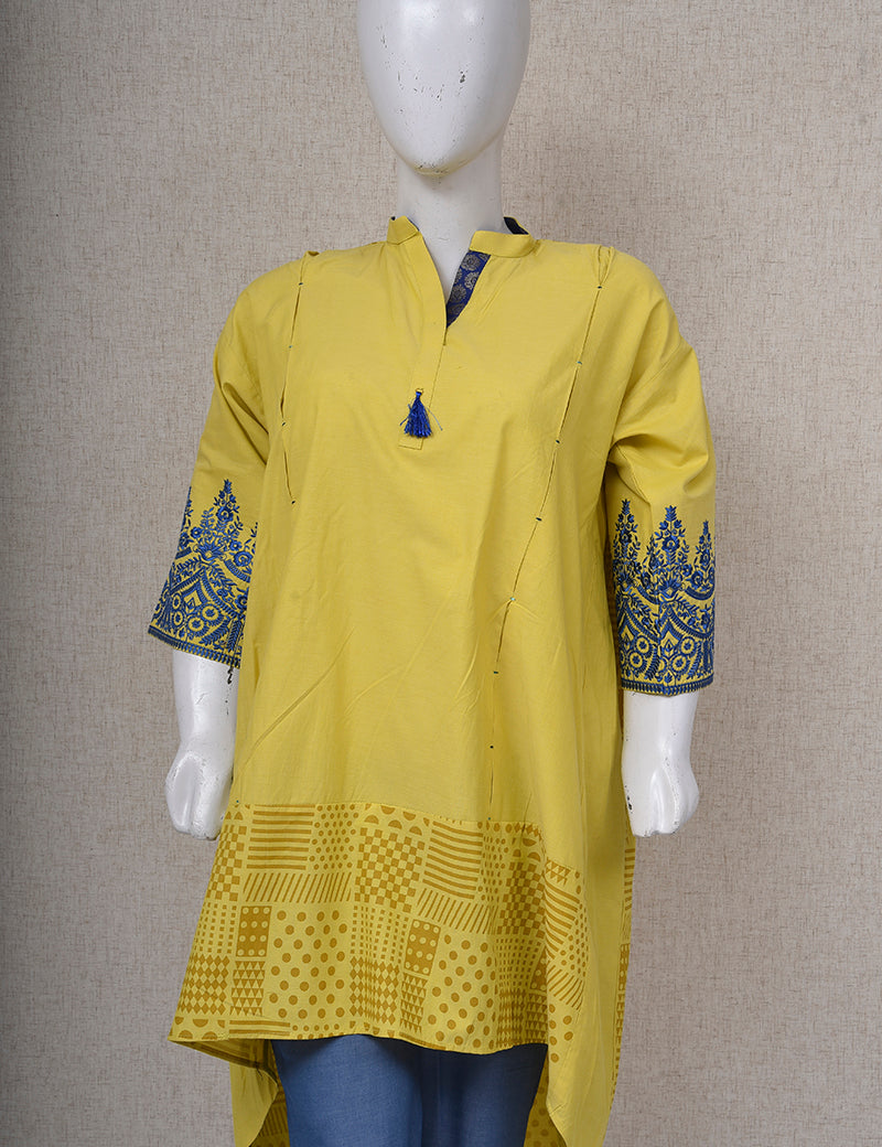 WomenSelfPrintedEmbroidedKurtiYellow_2.jpg