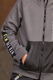 Hoodie With An Adjustable Hood And Long Sleeves Charcoal